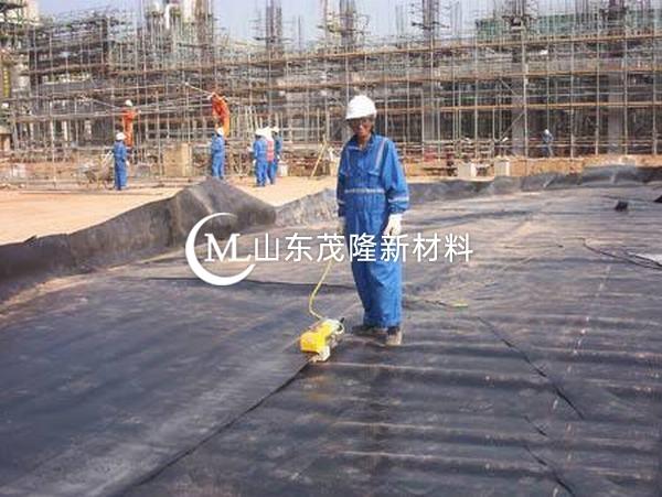 防渗土工膜损坏的主要原因