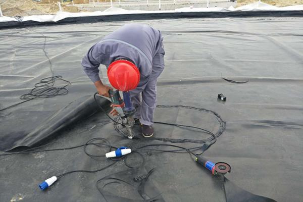 复合土工膜的焊接方法  第3张